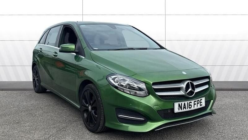 Used Mercedes B200 Executive 156 HP (114 kW) 2016 Green MPV