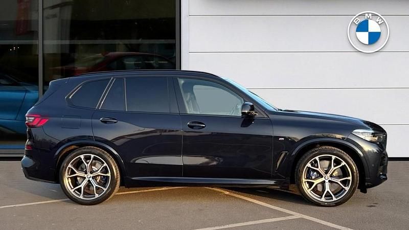 Usado BMW X5 M Sport 335 CV (246 kW) 2023 Negro SUV