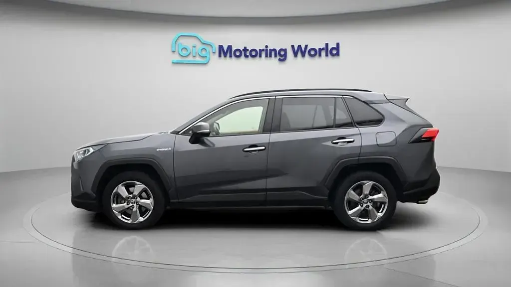 Used Toyota RAV4 Hybrid 218 HP (160 kW) 2020 Grey SUV