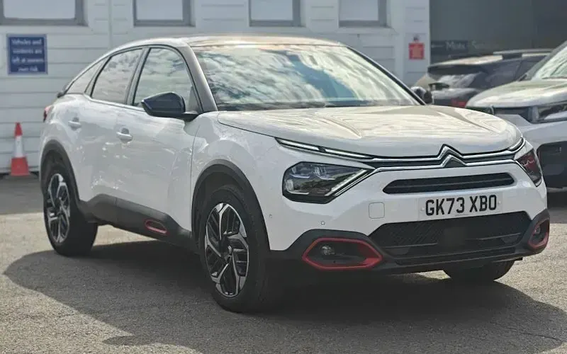 Used Citroën C4 PureTech 131 HP (96 kW) 2023 SUV