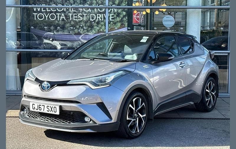 Used Toyota C-HR 120 HP (88 kW) 2017 Silver SUV