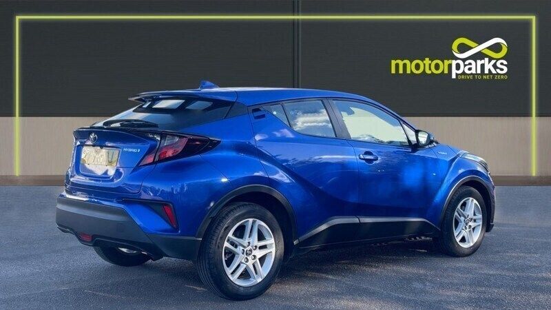 Used Toyota C-HR 122 HP (89 kW) 2021 Nebula blue metallic SUV