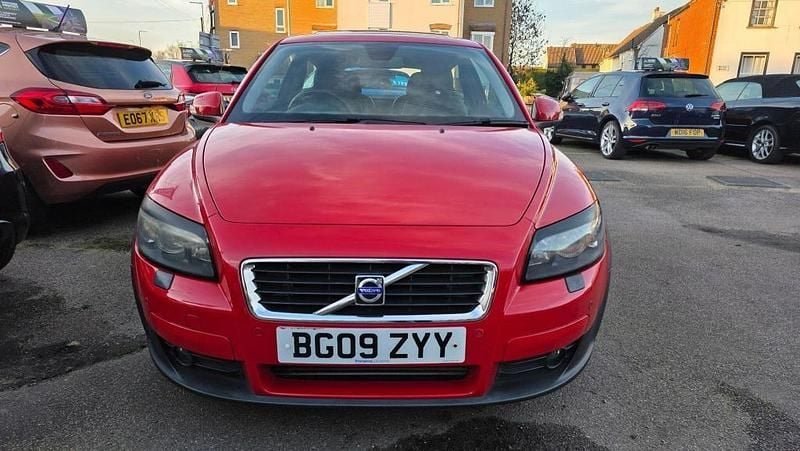 Used Volvo C30 SE Lux 2009 Red Hatchback