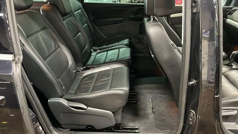 Used VW Sharan SEL 170 HP (125 kW) 2025 Black MPV