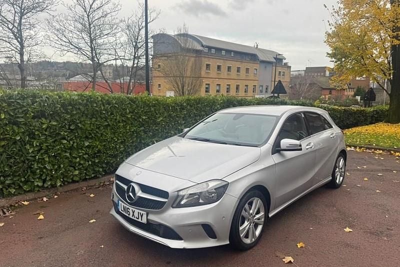 Used Mercedes A180 Executive 109 HP (80 kW) 2016