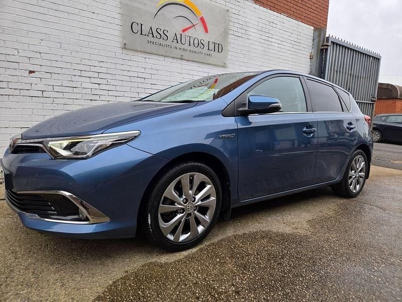 Used Toyota Auris Hybrid 2015 Blue Hatchback