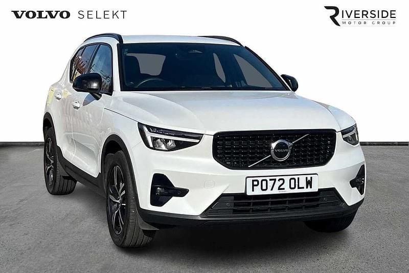 White Used 2022 Volvo XC40 Plus SUV | £28,975 (Fair price) - Image 1/4