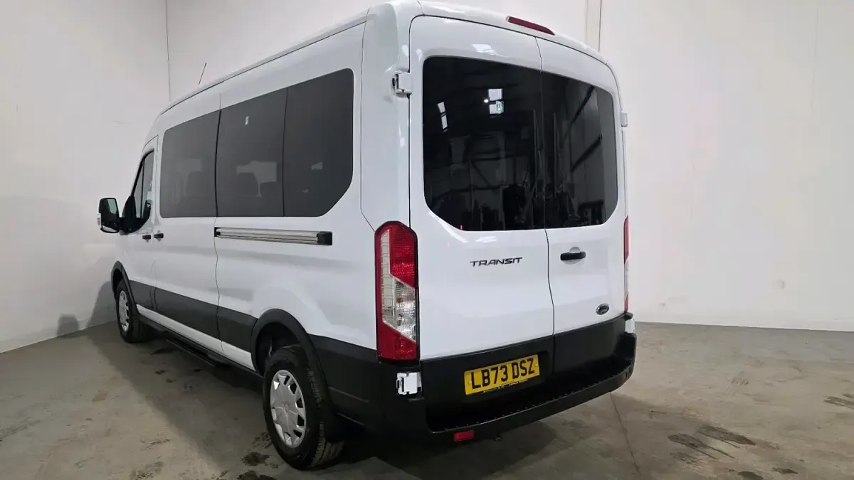 Usado Ford Transit Trend 165 CV (121 kW) 2023 Blanco