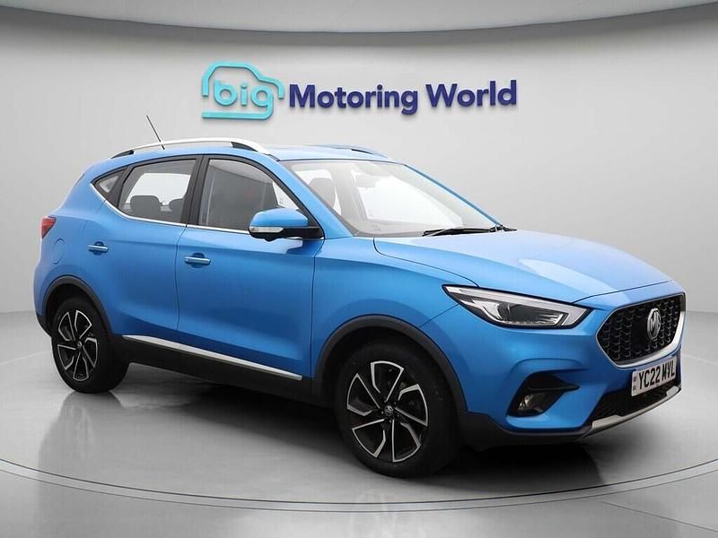 Blue Used 2022 MG ZS Exclusive Sedan | £11,300 (Good price) - Image 1/4