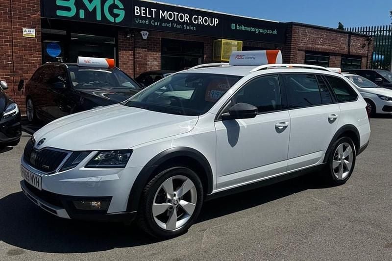 White Used 2019 Skoda Octavia Scout 4x4 Estate | £9,650 (Super price) - Image 1/1