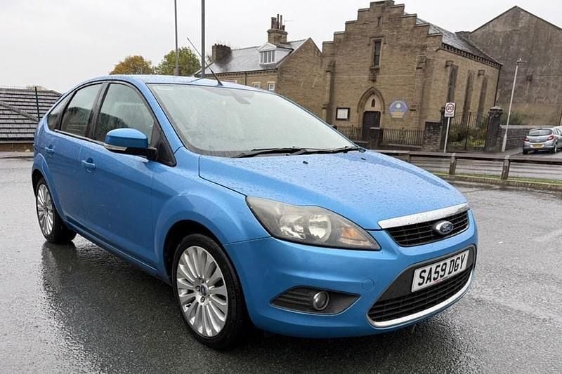 Blue Used 2009 Ford Focus Titanium Hatchback | £1,495 (Good price) - Image 1/1