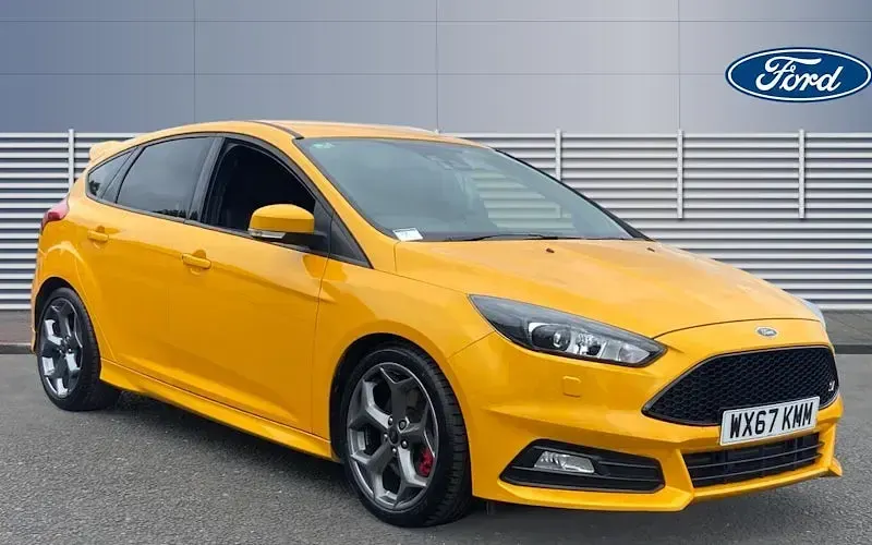 Used Ford Focus ST 185 HP (136 kW) 2017 Hatchback