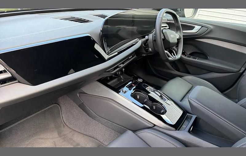 Used Audi A5 S-Line 200 HP (147 kW) 2025 Black Estate