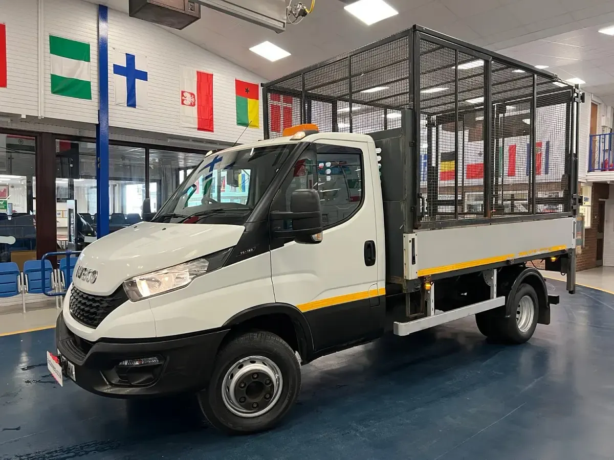 Used Iveco Daily 160 HP (117 kW) 2020 White
