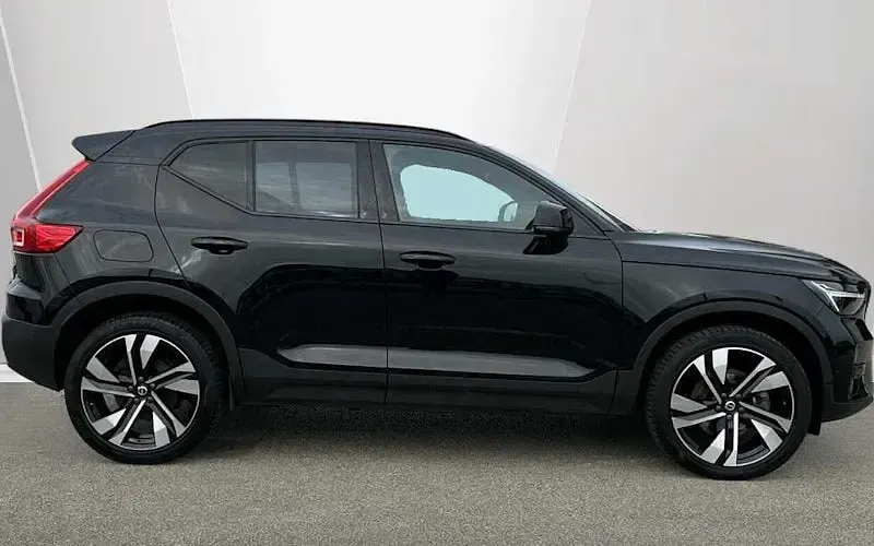 Used Volvo XC40 Ultimate 197 HP (144 kW) 2023 SUV