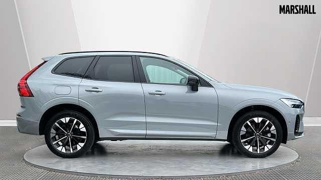 Used Volvo XC60 Ultra 250 HP (183 kW) 2025 Grey SUV