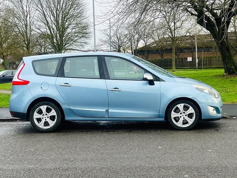 Used Renault Grand Scénic III Dynamique 2010 Blue MPV