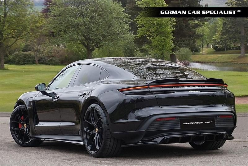 Used Porsche Taycan 2022 Jet black Sedan