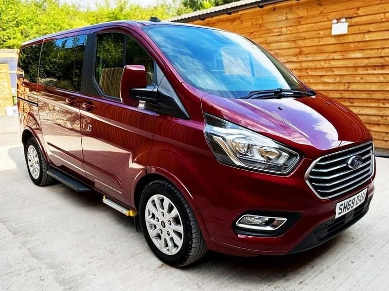 Used Ford Tourneo 2019 Red MPV