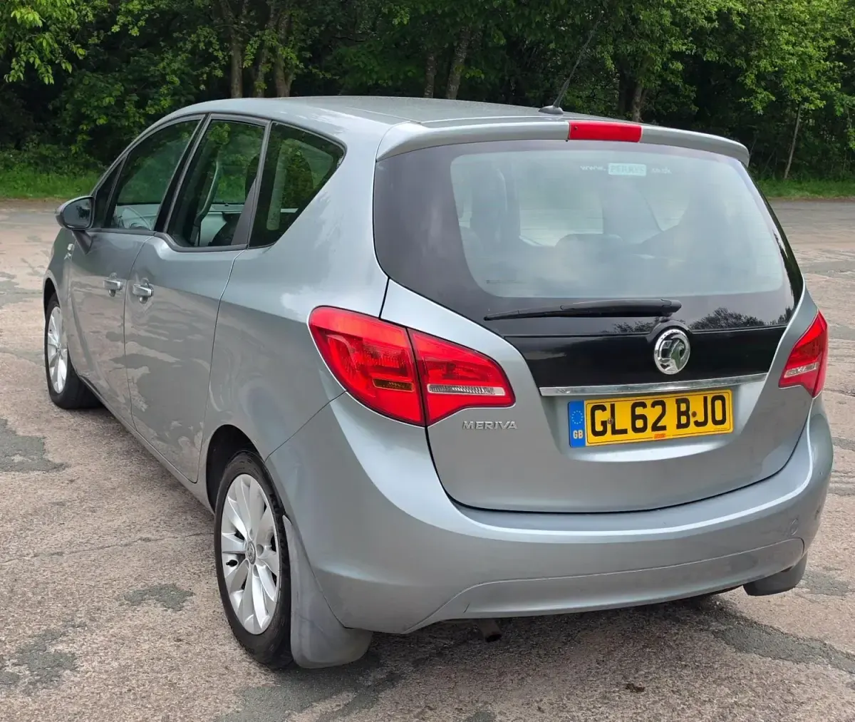 Używany Vauxhall Meriva Active 2012 Srebrny Minivan