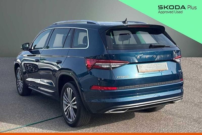 Used Skoda Kodiaq LAURIN & KLEMENT 140 HP (102 kW) 2022 Petrol blue metallic SUV