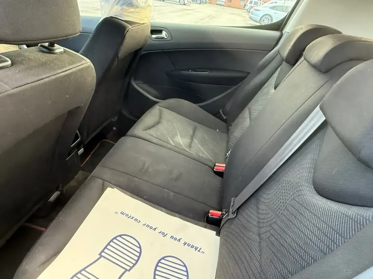 Used Peugeot 308 Access 92 HP (67 kW) 2013 Silver Hatchback