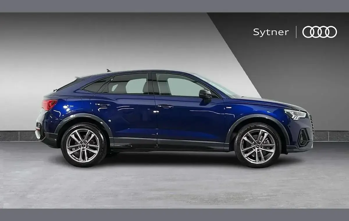 Used Audi Q3 Black Edition 241 HP (177 kW) 2023 Blue SUV