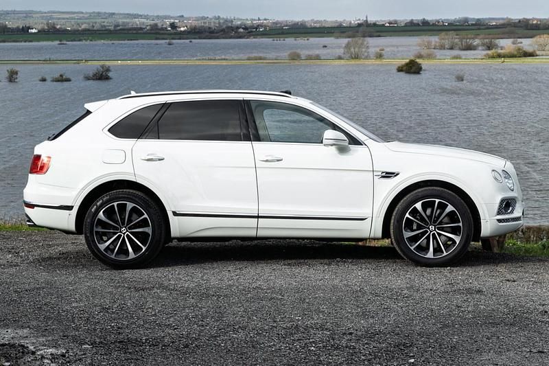 Used Bentley Bentayga 2017 White SUV