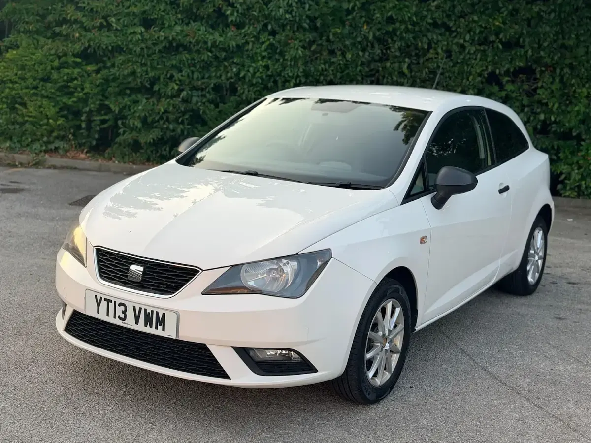 Used Seat Ibiza Sport 2013 White Hatchback
