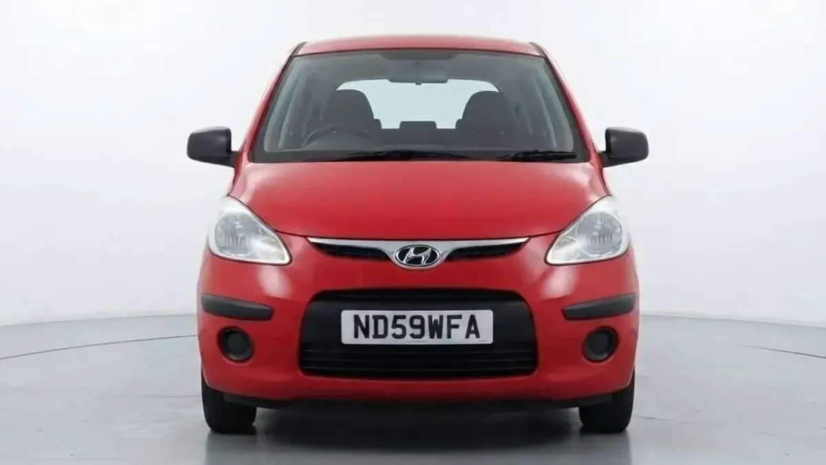 Used Hyundai i10 Classic 77 HP (56 kW) 2009 Red Hatchback