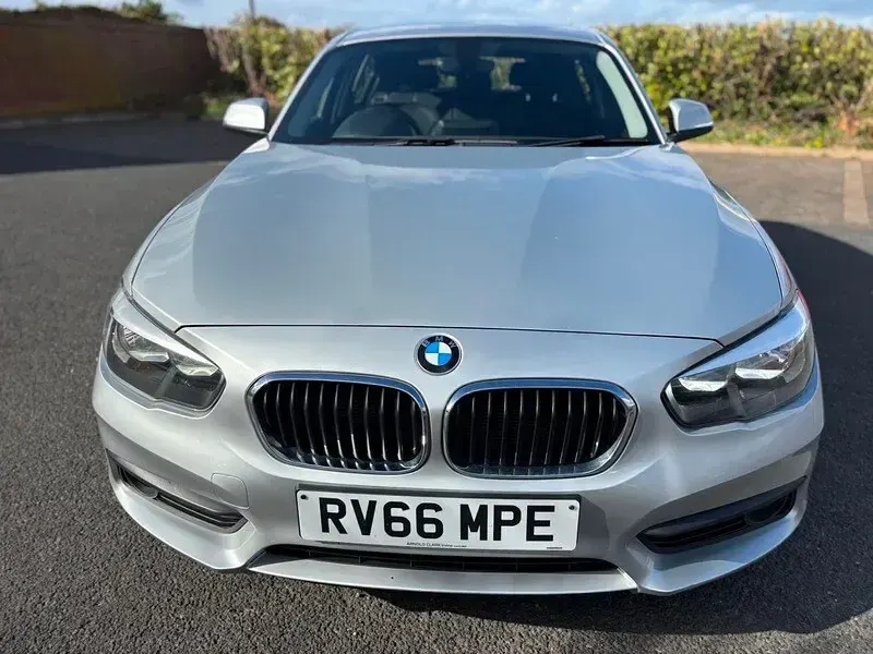 Used BMW 116 110 HP (80 kW) 2016 Silver Hatchback