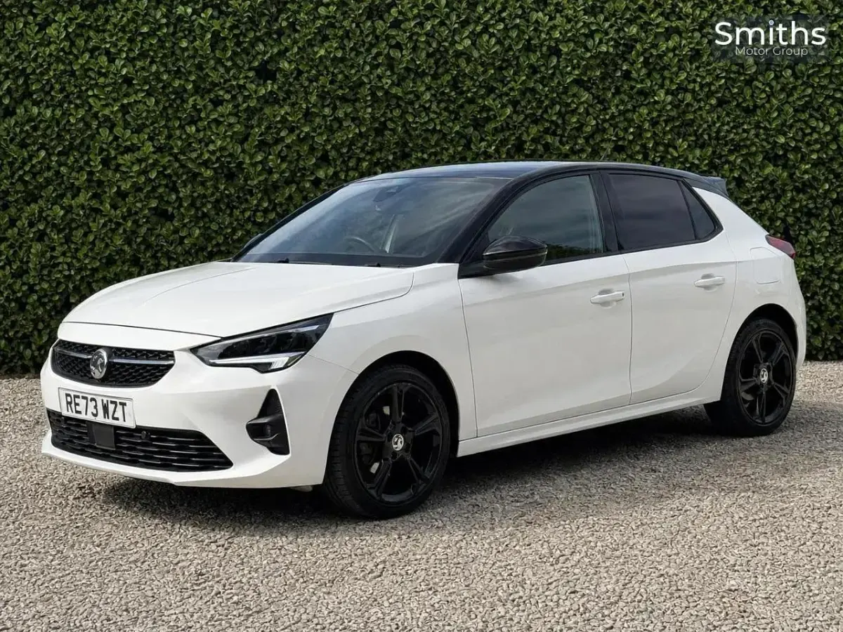 Used Vauxhall Corsa GS Line 128 HP (94 kW) 2023 White Hatchback