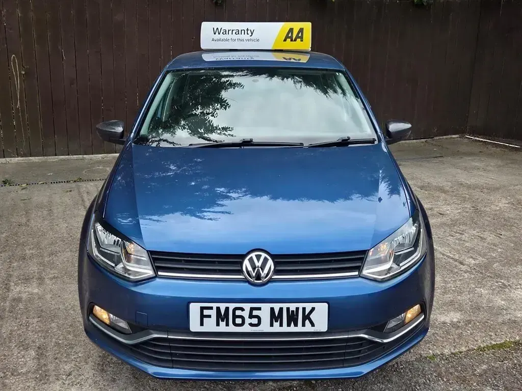 Used VW Polo SE 75 HP (55 kW) 2015 Blue Hatchback