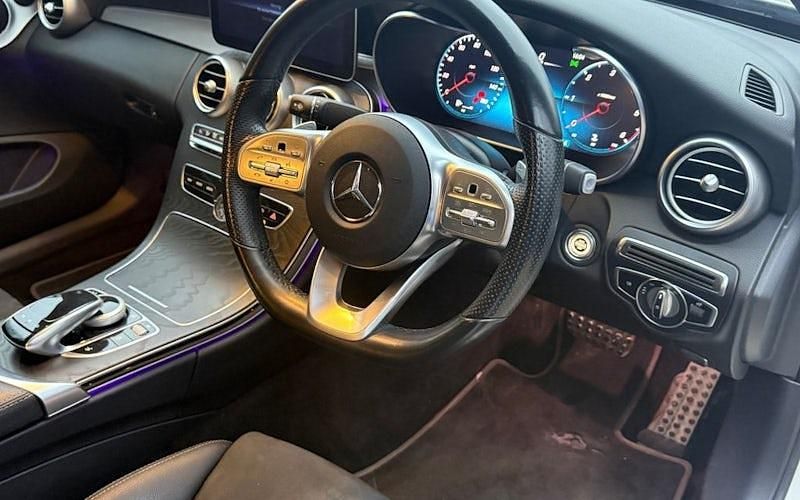 Used Mercedes C300 AMG Line Premium 245 HP (180 kW) 2019 White Coupe