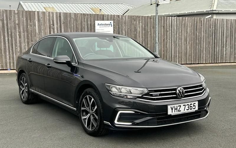 Grey Used 2021 VW Passat GTE Sedan | £17,725 (A bit pricey) - Image 1/4