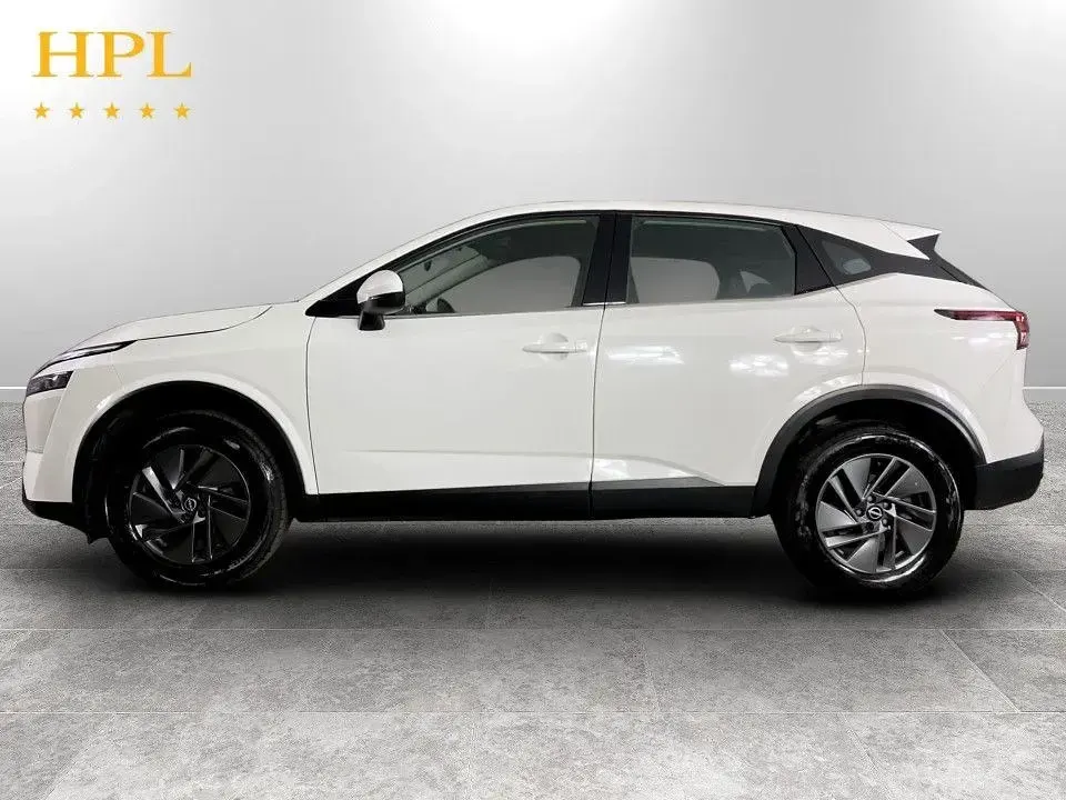 Used Nissan Qashqai Acenta Premium 140 HP (102 kW) 2023 White SUV