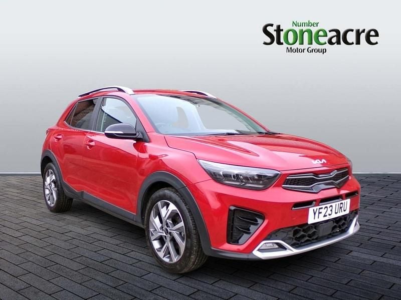 Used Kia Stonic GT-Line 100 HP (73 kW) 2023 Red SUV