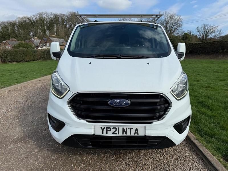 Used Ford Transit Custom Limited 130 HP (95 kW) 2021 White Van
