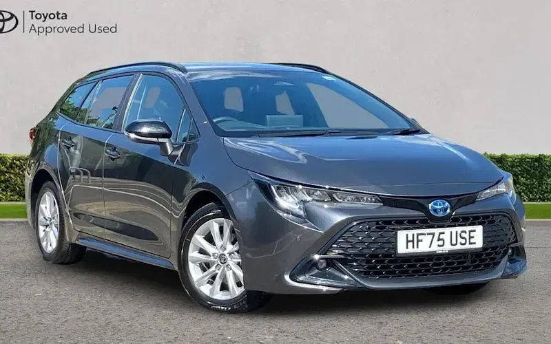 Used Toyota Corolla 140 HP (102 kW) 2025 Estate