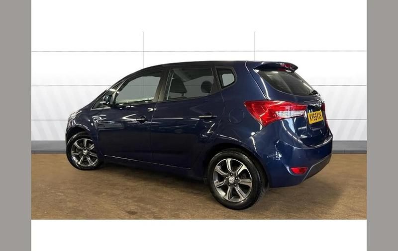 Used Hyundai ix20 SE 125 HP (91 kW) 2018 Blue Hatchback