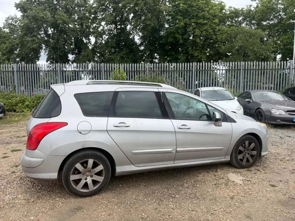 Used Peugeot 308 2009 Silver Estate