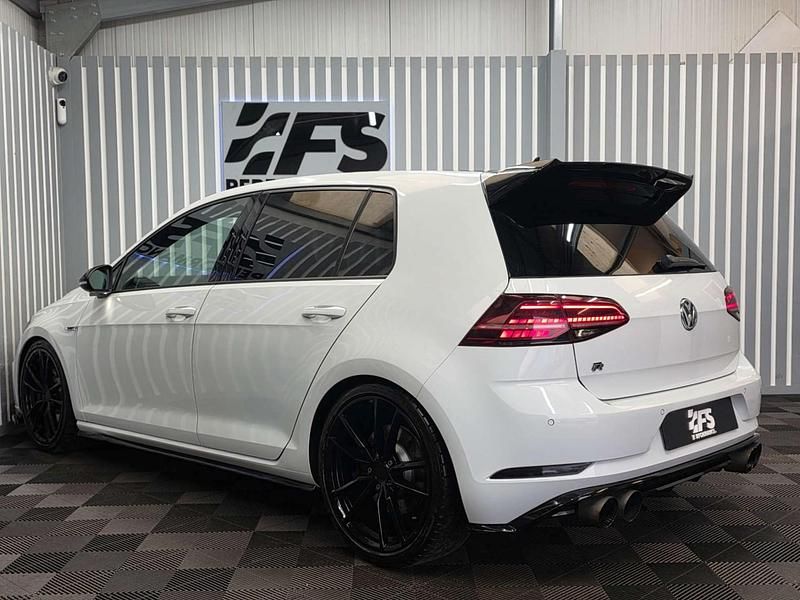 Used VW Golf VII R 310 HP (228 kW) 2018 White Hatchback