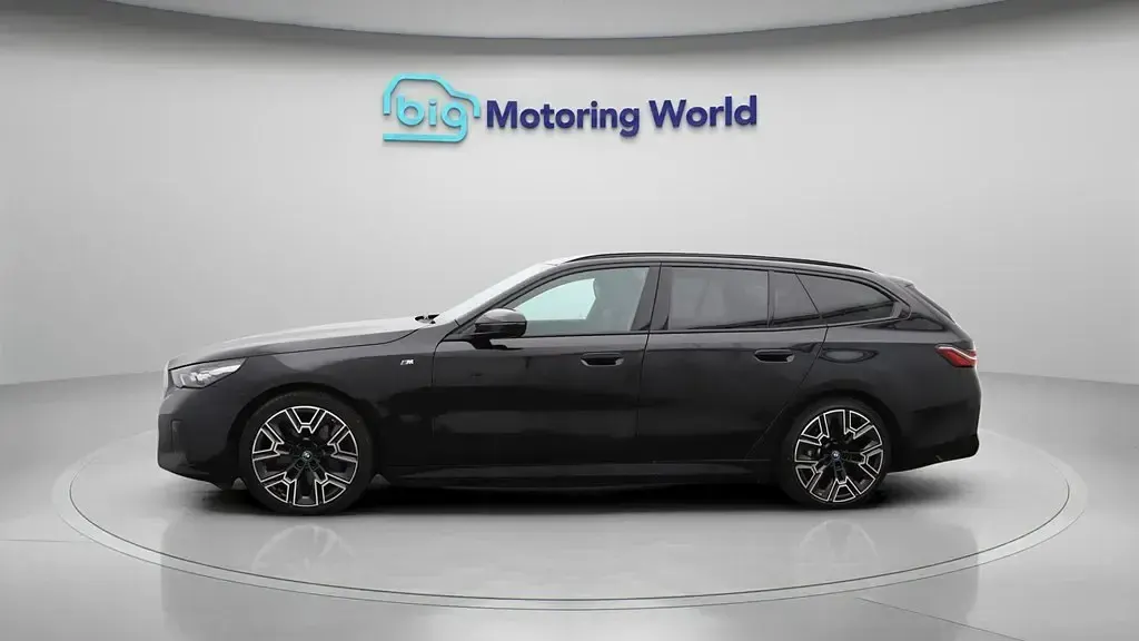 Used BMW i5 M Sport 11 kW (15 HP) 2025 Estate