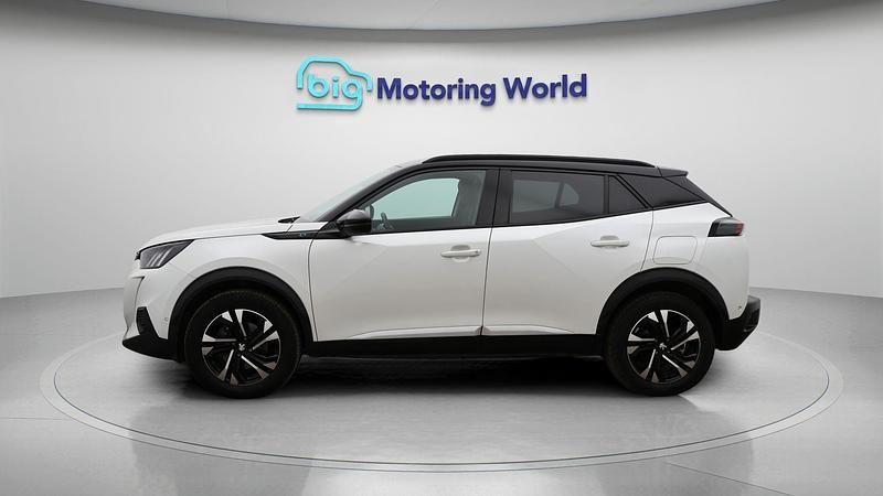 Used Peugeot e-2008 GT 98 kW (134 HP) 2023 White SUV