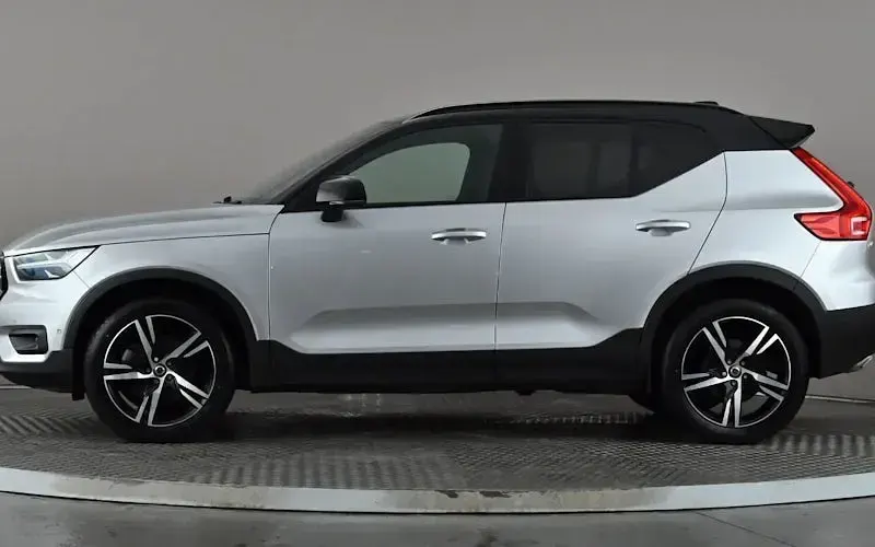 Used Volvo XC40 190 HP (139 kW) 2018 SUV