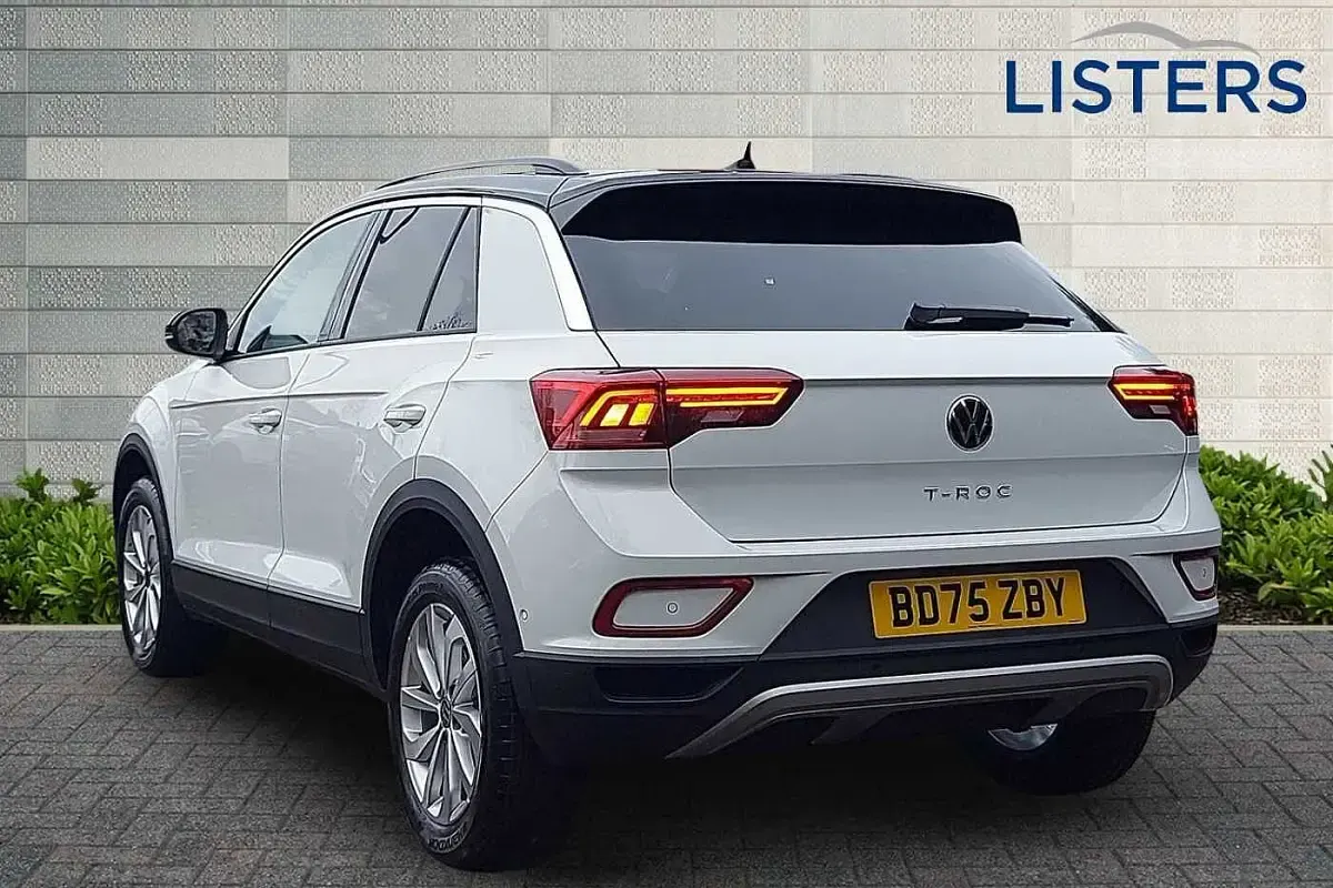 Used VW T-Roc Match 115 HP (84 kW) 2025 Pure white SUV