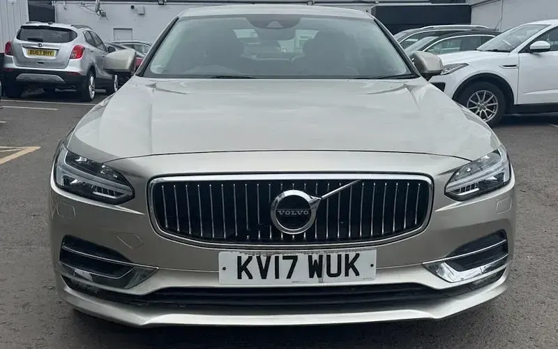 Used Volvo S90 Inscription 235 HP (172 kW) 2017 Sedan
