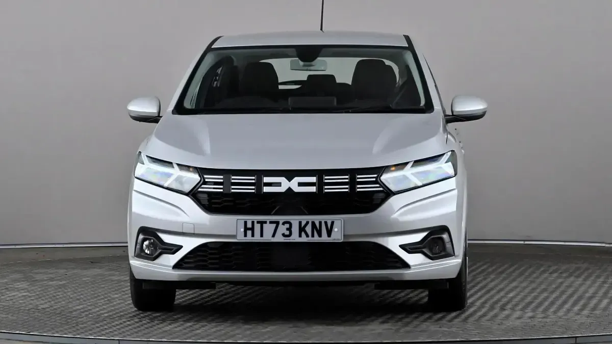 Usado Dacia Sandero Expression 100 HP (73 kW) 2023 Cinzento Citadino
