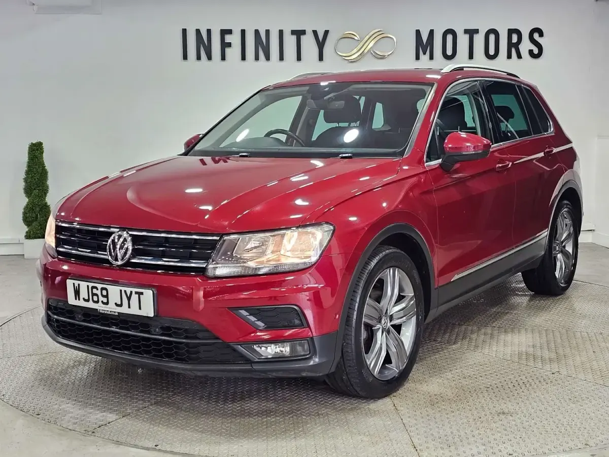 Usado VW Tiguan Match 150 CV (110 kW) 2019 Rojo SUV