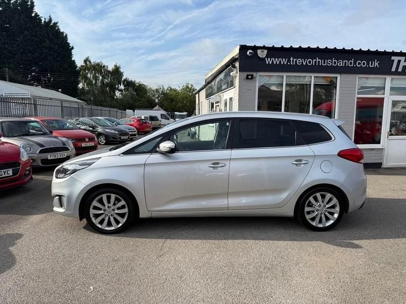 Used Kia Carens 134 HP (98 kW) 2014 Silver MPV